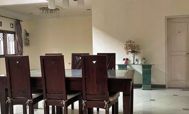 Rumah Idaman Luas dan Nyaman di Taman Laguna Cibubur