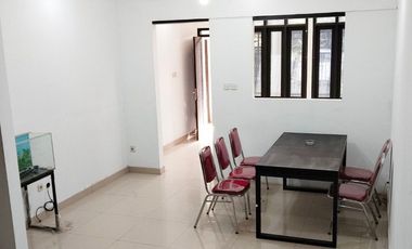 Rumah Strategis 2 Lantai — Turangga Salendro, Buah Batu Bandung