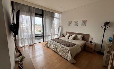 Dijual Rumah Modern Grand Residence Pondok Cabe, Siap Huni!