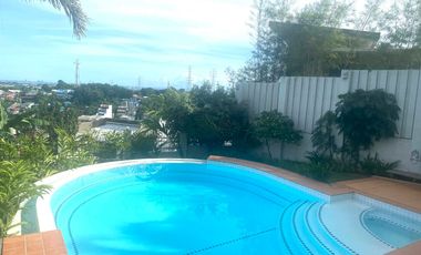 Resale Overlooking Five Bedrooms House with Pool Viewing Ocean and Cebu City