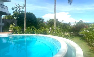 Resale Overlooking Five Bedrooms House with Pool Viewing Ocean and Cebu City