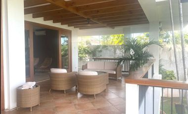 Resale Overlooking Five Bedrooms House with Pool Viewing Ocean and Cebu City
