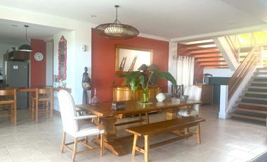 Resale Overlooking Five Bedrooms House with Pool Viewing Ocean and Cebu City
