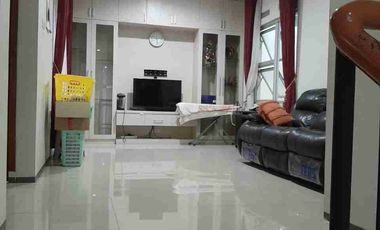 rumah siap huni dalam cluster Cigadung dekat rumah botol Ridwan Kamil dekat ITB Dago Bandung