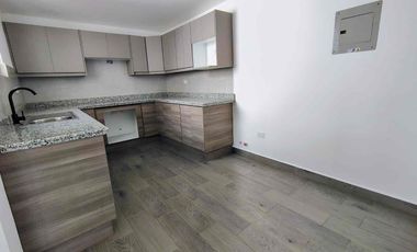 Casa por estrenar conjunto  Valle de los chillos puente 2