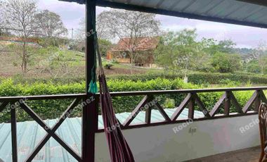 VENDO CASA DE CAMPO CERCA DEL MAR