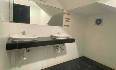 ALQUILER LOCAL COMERCIAL