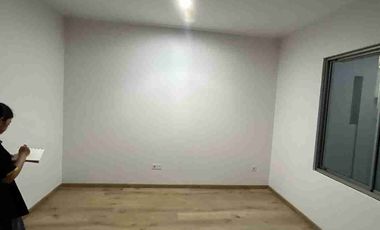 DISEWAKAN RUMAH GOLF ISLAND PIK