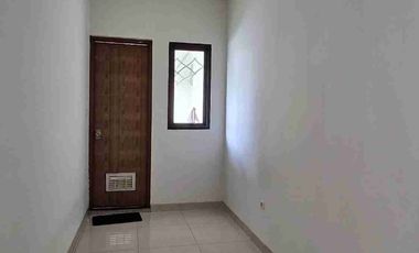 Super Murah Rumah Rapi Siap Huni Lokasi  Strategis Dekat Tol