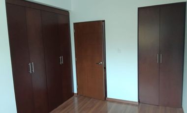 Renta casa en Fraccionamiento frente al Colegio Argos