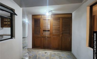 Apartamento en Arriendo Sector Conquistadores - Laureles