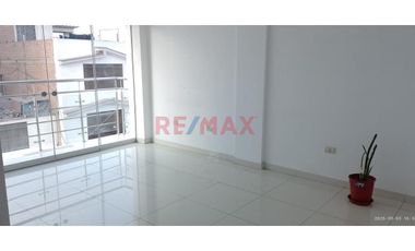 Alquilo Lindo Departamento En Los Olivos