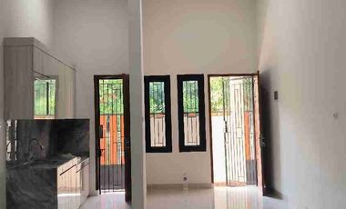 Rumah 1 pantai (brand new) Simprug di Poris, cluster depan.