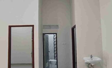 Rumah 1 pantai (brand new) Simprug di Poris, cluster depan.