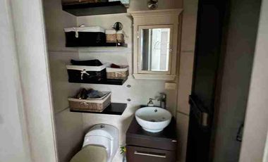 VENDO APARTAMENTO UBICADO EN UN CUARTO PISO EN EL BARRIO EL TRIUNFO.