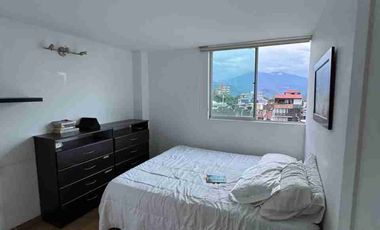 VENDO APARTAMENTO UBICADO EN UN CUARTO PISO EN EL BARRIO EL TRIUNFO.
