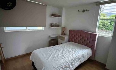 VENDO APARTAMENTO UBICADO EN UN CUARTO PISO EN EL BARRIO EL TRIUNFO.