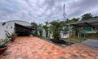 VENDO APARTAMENTO UBICADO EN UN CUARTO PISO EN EL BARRIO EL TRIUNFO.