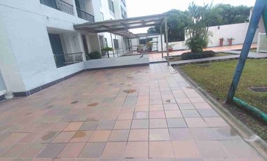 VENDO APARTAMENTO UBICADO EN UN CUARTO PISO EN EL BARRIO EL TRIUNFO.