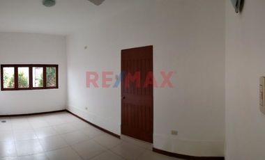 El Lienzo En Blanco De San Isidro Country Club: Potencial Para Negocio, Oficina, Embajada.