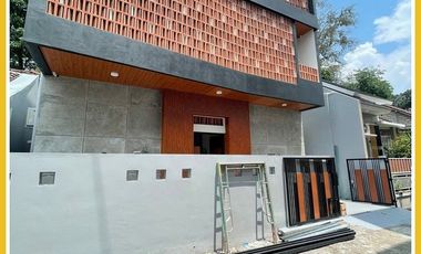 jual kost esklusif di jalan Kaliurang km 13 ring 1 kampus pusat UII jogja candi winangun