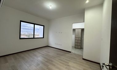 CASA CON RECAMARA EN PLANTA BAJA SECTOR VIÑEDOS TORREON COAHUILA
