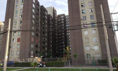 Se arrienda dpto. 3d,  1b, dicom conversable y sin aval. Metro Lo Ovalle