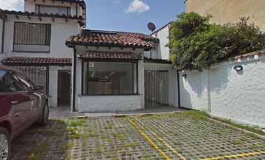 Casa uso comercial en venta, San Rafael Colina Campestre – Bogotá