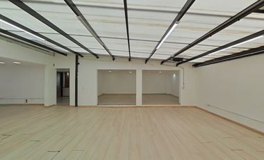 Casa uso comercial en venta, San Rafael Colina Campestre – Bogotá