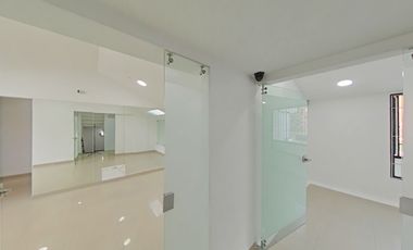 Casa uso comercial en venta, San Rafael Colina Campestre – Bogotá