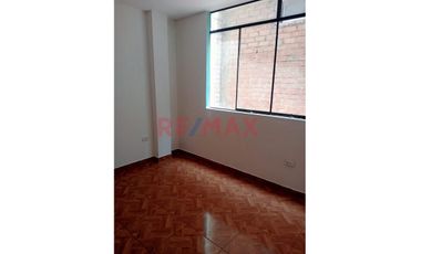 Se Alquila Departamento En Surco