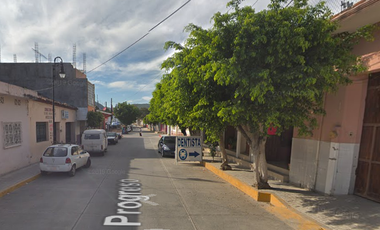 SE VENDE CASA EN CENTO , HUITZUCO, GUERRERO ! SOLO CONTADO.