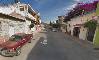 SE VENDE CASA EN CENTO , HUITZUCO, GUERRERO ! SOLO CONTADO.