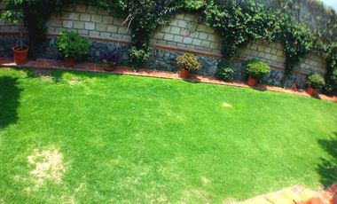 Jardines en la Montaña residencia estilo mexicano