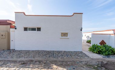 Casa Frente al Mar en Ensenada con Acceso Privado a la Playa, Totalmente Amueblada