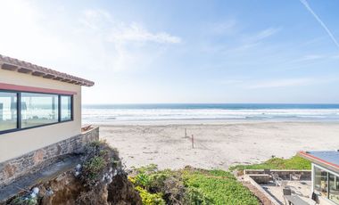 Casa Frente al Mar en Ensenada con Acceso Privado a la Playa, Totalmente Amueblada