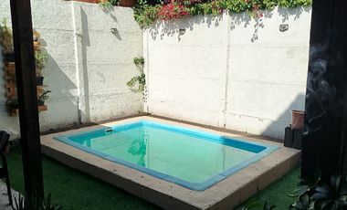 Se arrienda hermosa casa de 3d, 3b, estacionamiento y piscina en Altos del Raco, Puente Alto