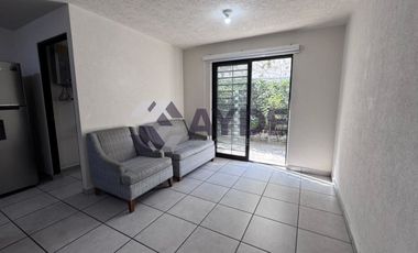 DEPARTAMENTO AMUEBLADO EN RENTA EN PARQUES GDL INT. 106 C