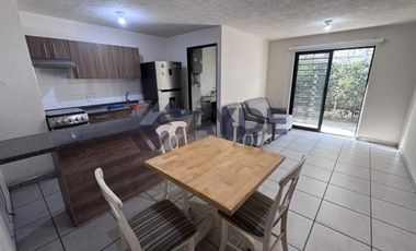 DEPARTAMENTO AMUEBLADO EN RENTA EN PARQUES GDL INT. 106 C