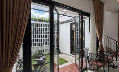 Rumah Mewah dan 3 Villa Siap Sewa — Solusi Hunian + Passive Income di Palagan