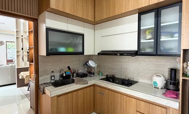 Rumah Mewah dan 3 Villa Siap Sewa — Solusi Hunian + Passive Income di Palagan