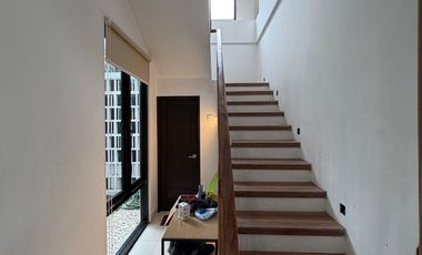 Rumah Mewah dan 3 Villa Siap Sewa — Solusi Hunian + Passive Income di Palagan