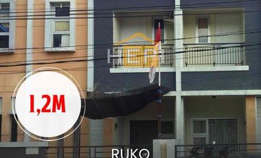 Ruko dijual di RW 04, Kedungmundu, Tembalang, Kota Semarang, Jawa Tengah
