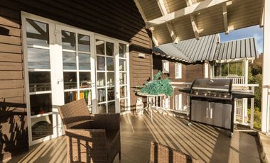 EXCLUSIVO DEPARTAMENTO EN CONDOMINIO CASONAS PATAGONIA VIRGIN, FRUTILLAR, 4D + 4B + SALA ESTAR + TERRAZA. GOLF, NATURALEZA Y FRENTE AL LAGO L