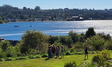 EXCLUSIVO DEPARTAMENTO EN CONDOMINIO CASONAS PATAGONIA VIRGIN, FRUTILLAR, 4D + 4B + SALA ESTAR + TERRAZA. GOLF, NATURALEZA Y FRENTE AL LAGO L