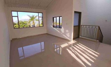 SE VENDE CASA HERMOSA EN FUSAGASUGA EN SAN MATEO.