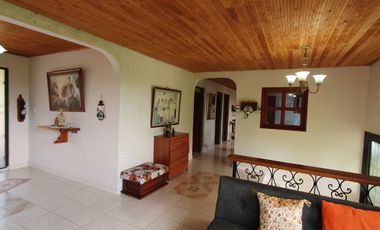 CASA CAMPESTRE EN ARRIENDO EN MONTELARGO