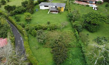 CASA CAMPESTRE EN ARRIENDO EN MONTELARGO