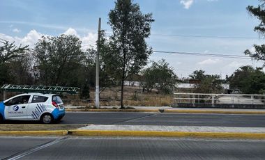 Terreno comercial en venta Calzada Juan Pablo II Tetlán