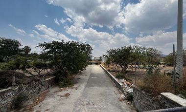 Terreno comercial en venta Calzada Juan Pablo II Tetlán